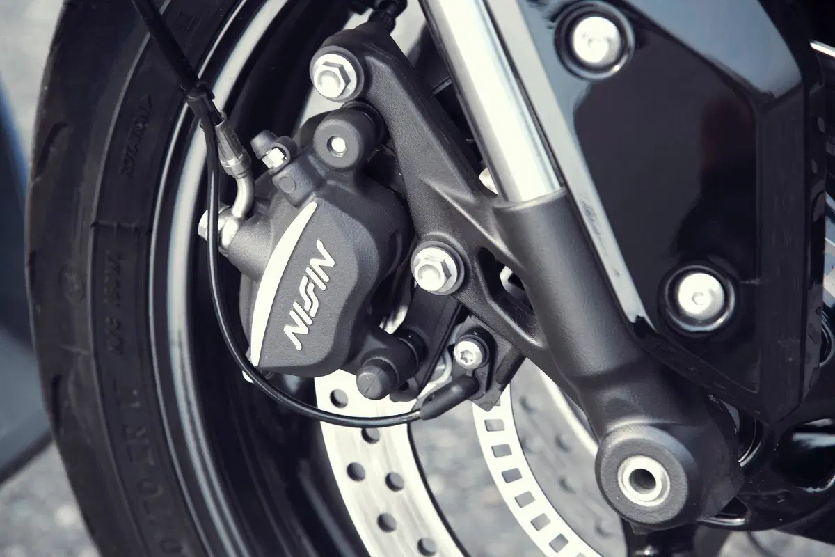 Triumph Tiger Sport 660: dati, prezzo, foto (4)