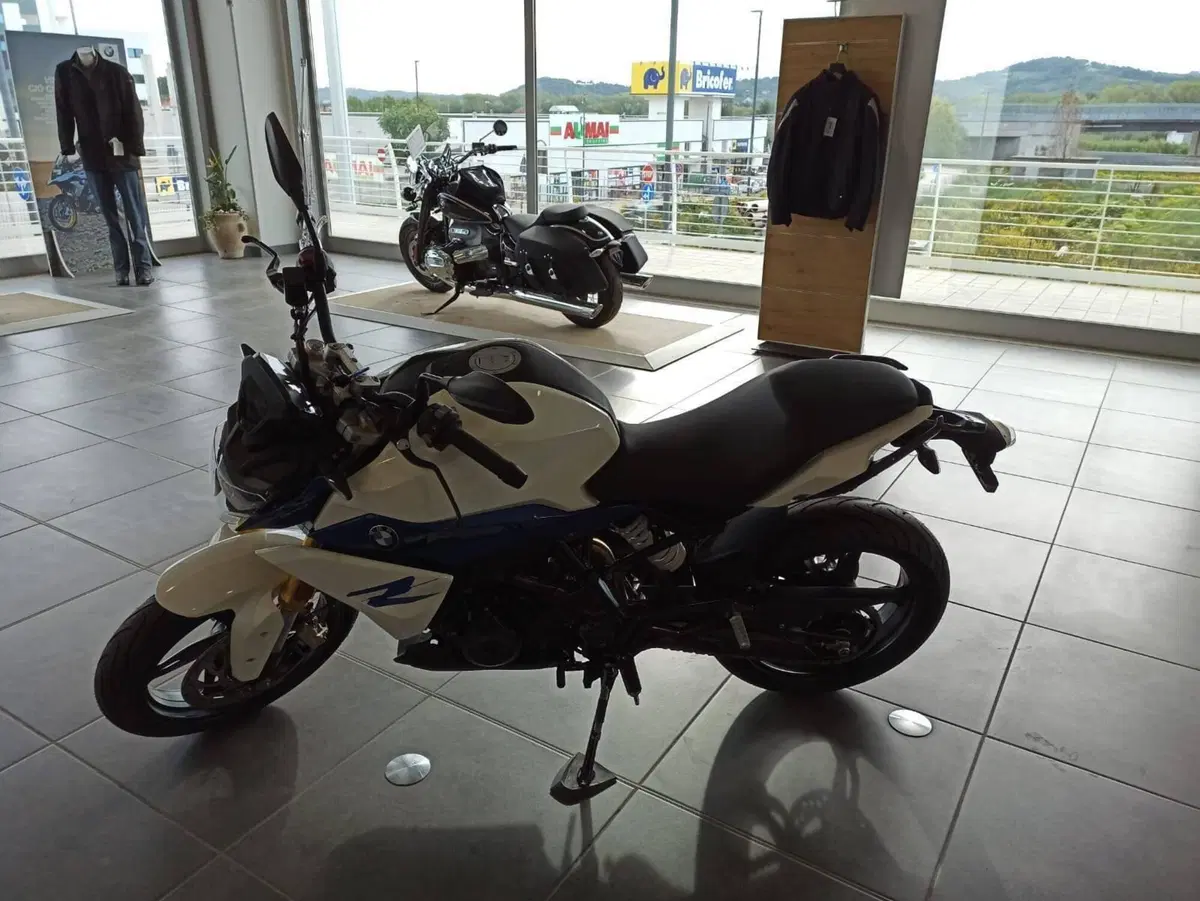 Bmw G 310 R (2021 - 25) (3)