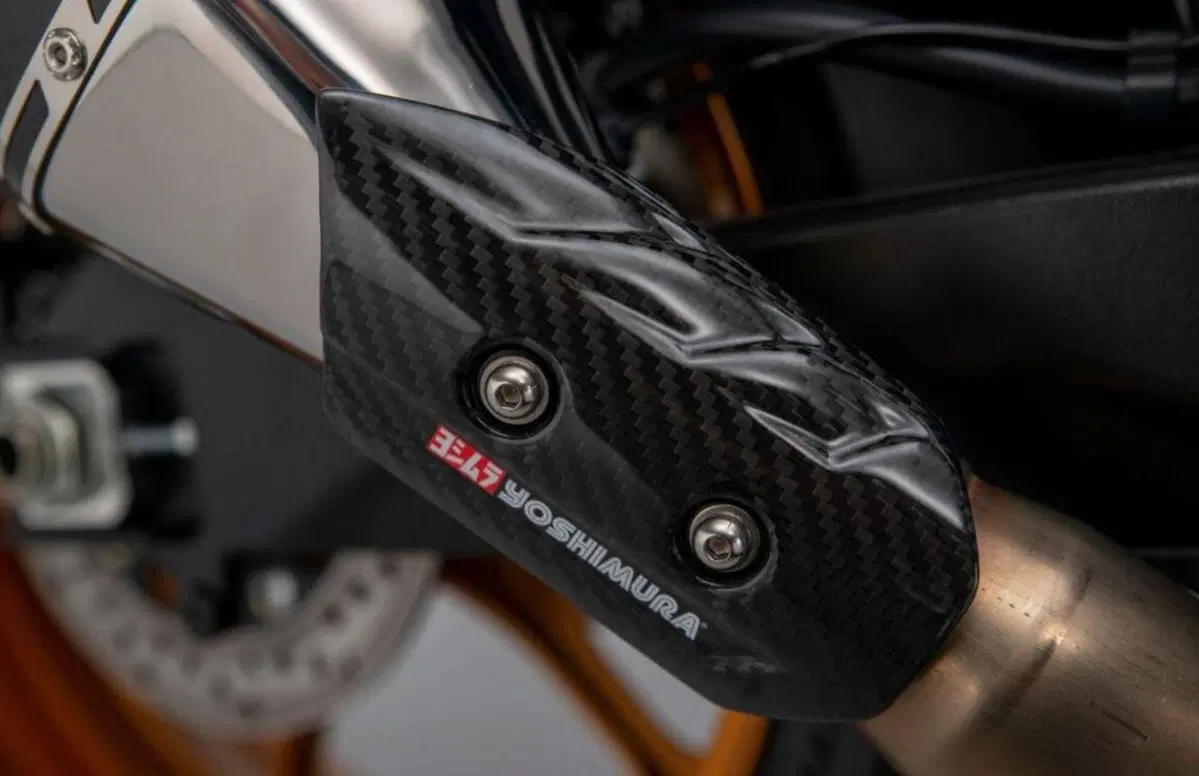 Suzuki GSX-R1000 GSX-R1000R Phantom (2022) (9)