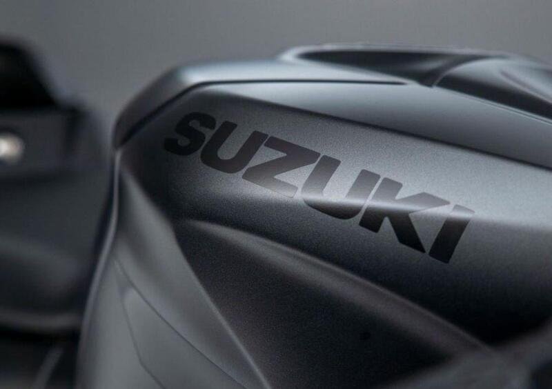 Suzuki GSX R 1000 GSX R 1000 R Phantom (2022) (11)