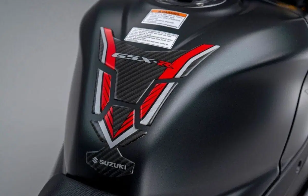 Suzuki GSX-R1000 GSX-R1000R Phantom (2022) (13)