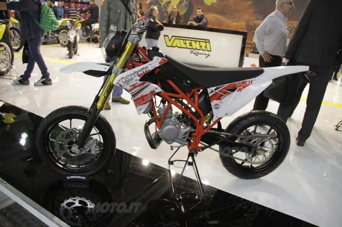 EICMA 2013. Valenti 50 Enduro e Supermoto S.01 e N.01 (4)