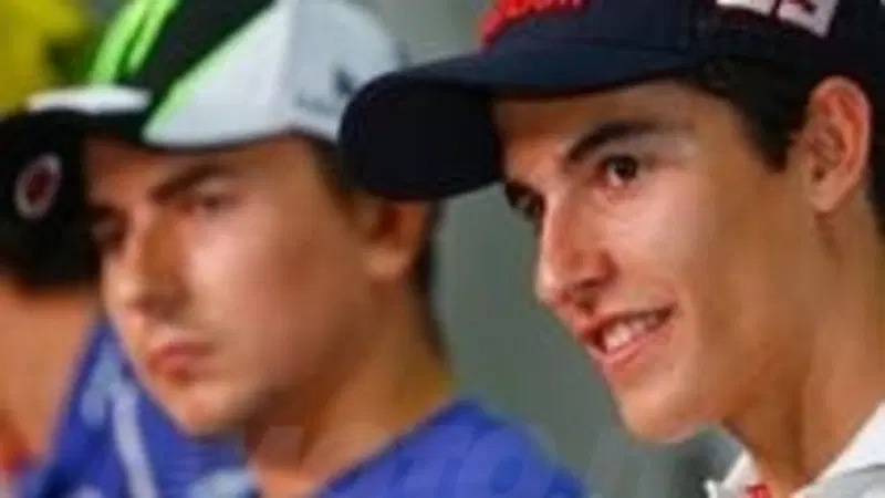 MotoGP. Dott. Costa: "Lorenzo perfetto, Marquez di pi&ugrave;"