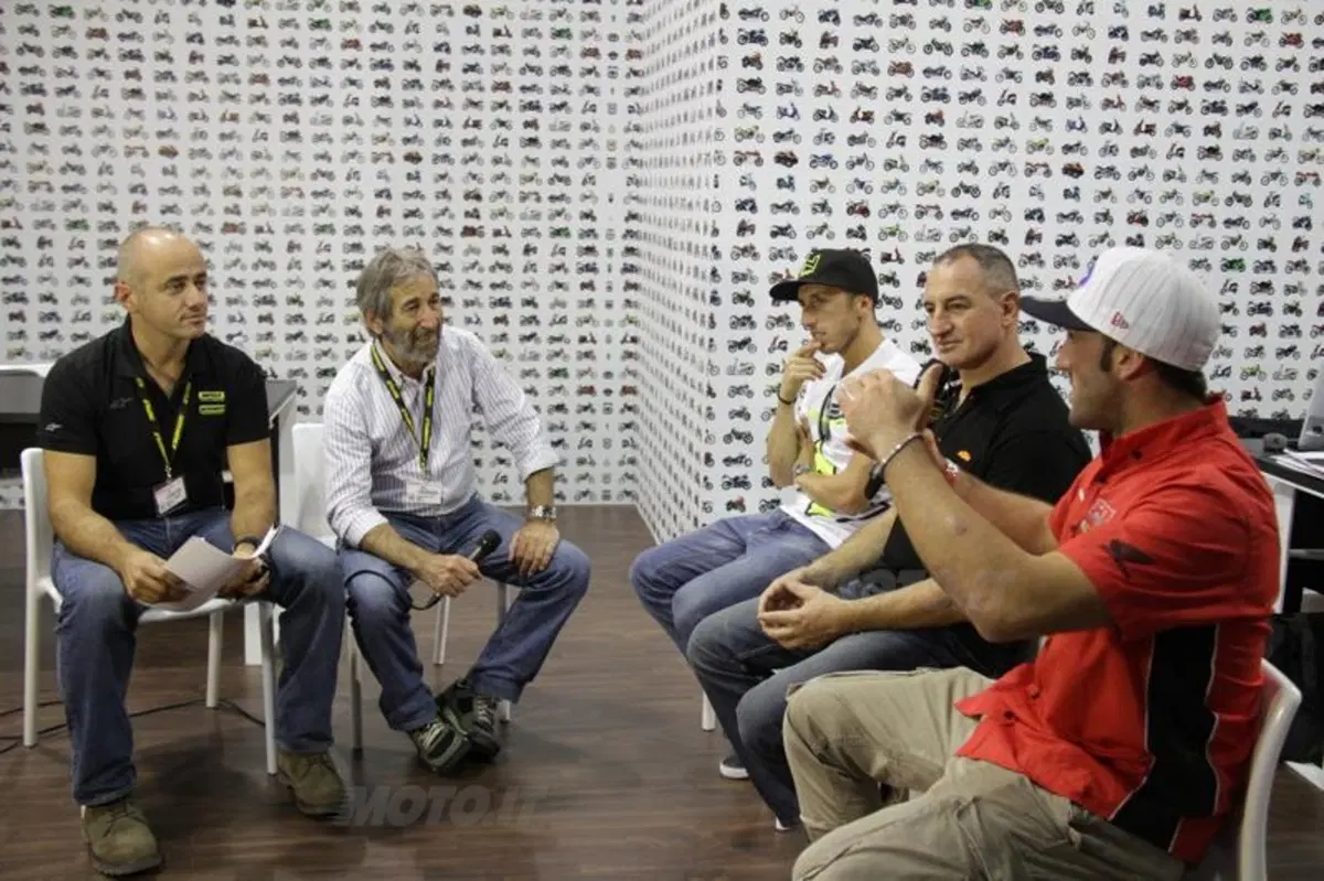 Tony Cairoli, Alex Salvini e Gio Sala: intervista allo stand di Moto.it (8)