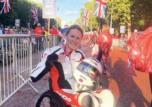 Claire Lomas, alla maratona di Londra in tuta di pelle