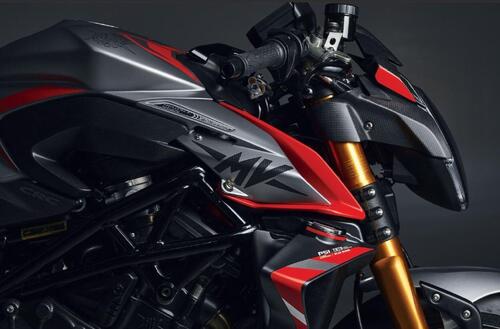 MV Agusta Brutale 1000 Nurburgring 2022. In serie limitata (6)