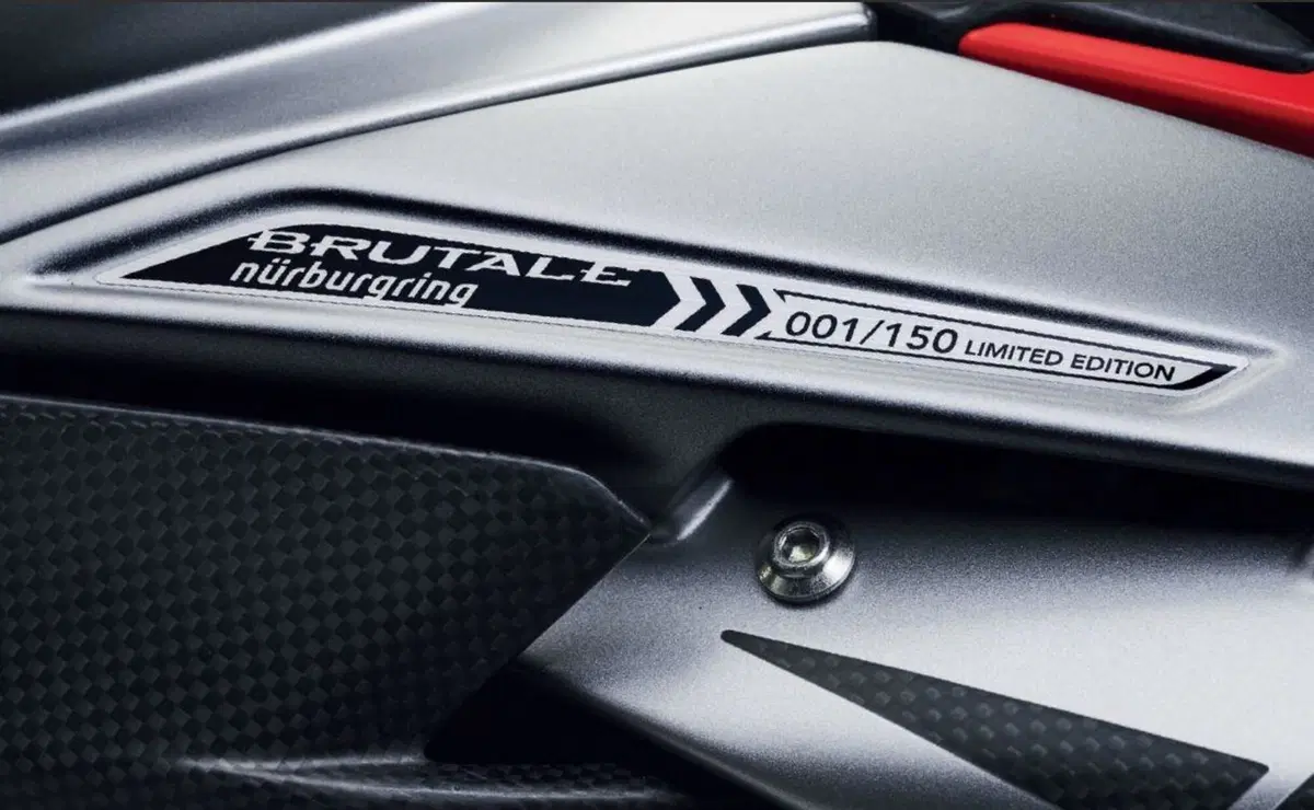 MV Agusta Brutale 1000 Nurburgring 2022. In serie limitata (10)