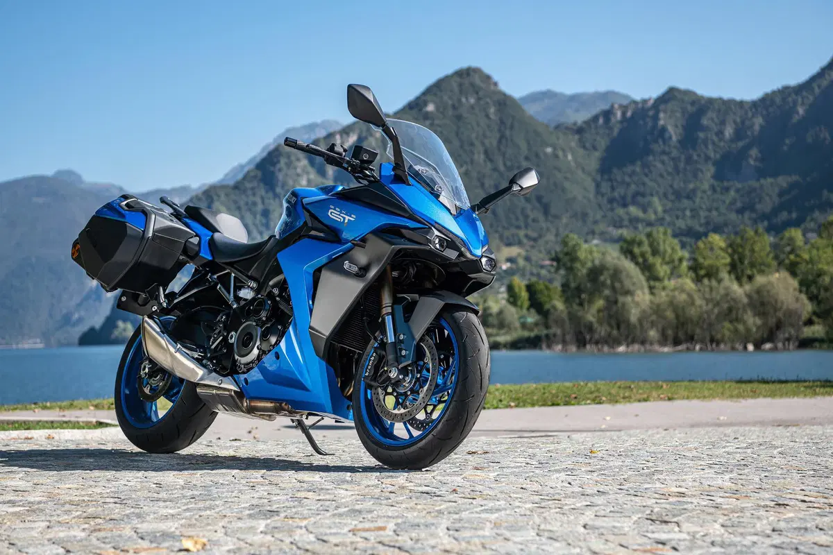Suzuki GSX-S1000GT. Bentornata, Sport Touring!