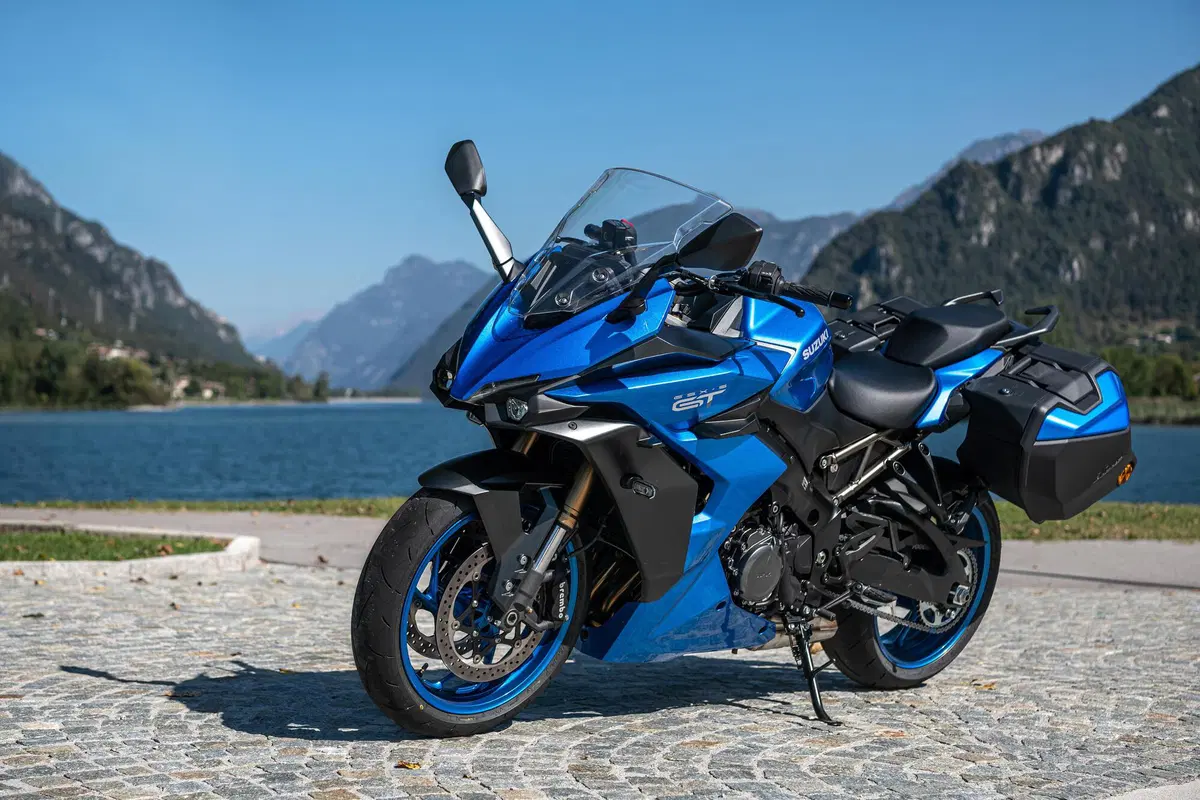 Suzuki GSX-S1000GT. Bentornata, Sport Touring! (4)