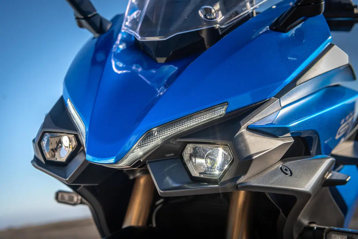 Suzuki GSX-S1000GT. Bentornata, Sport Touring! (6)