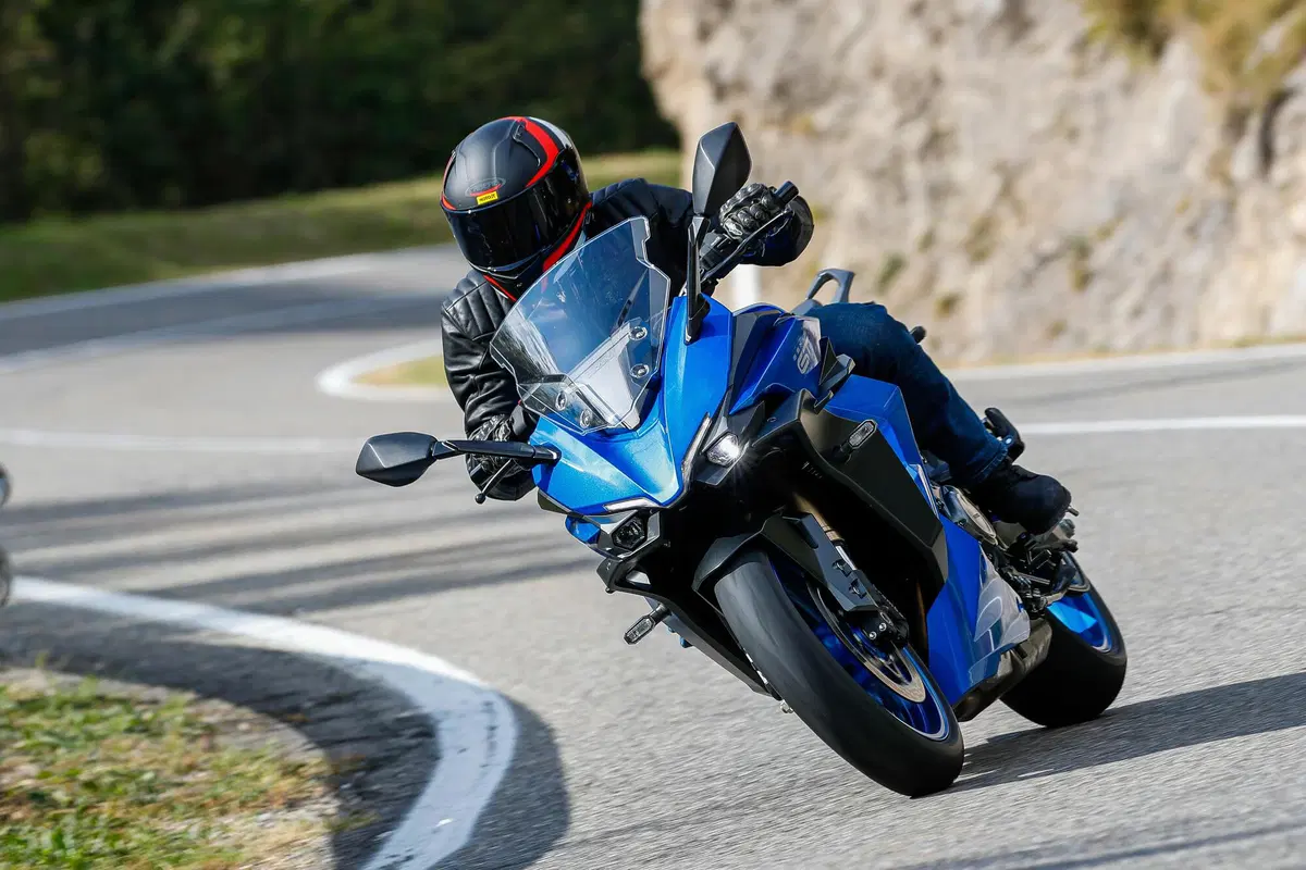 Suzuki GSX-S1000GT. Bentornata, Sport Touring! (4)