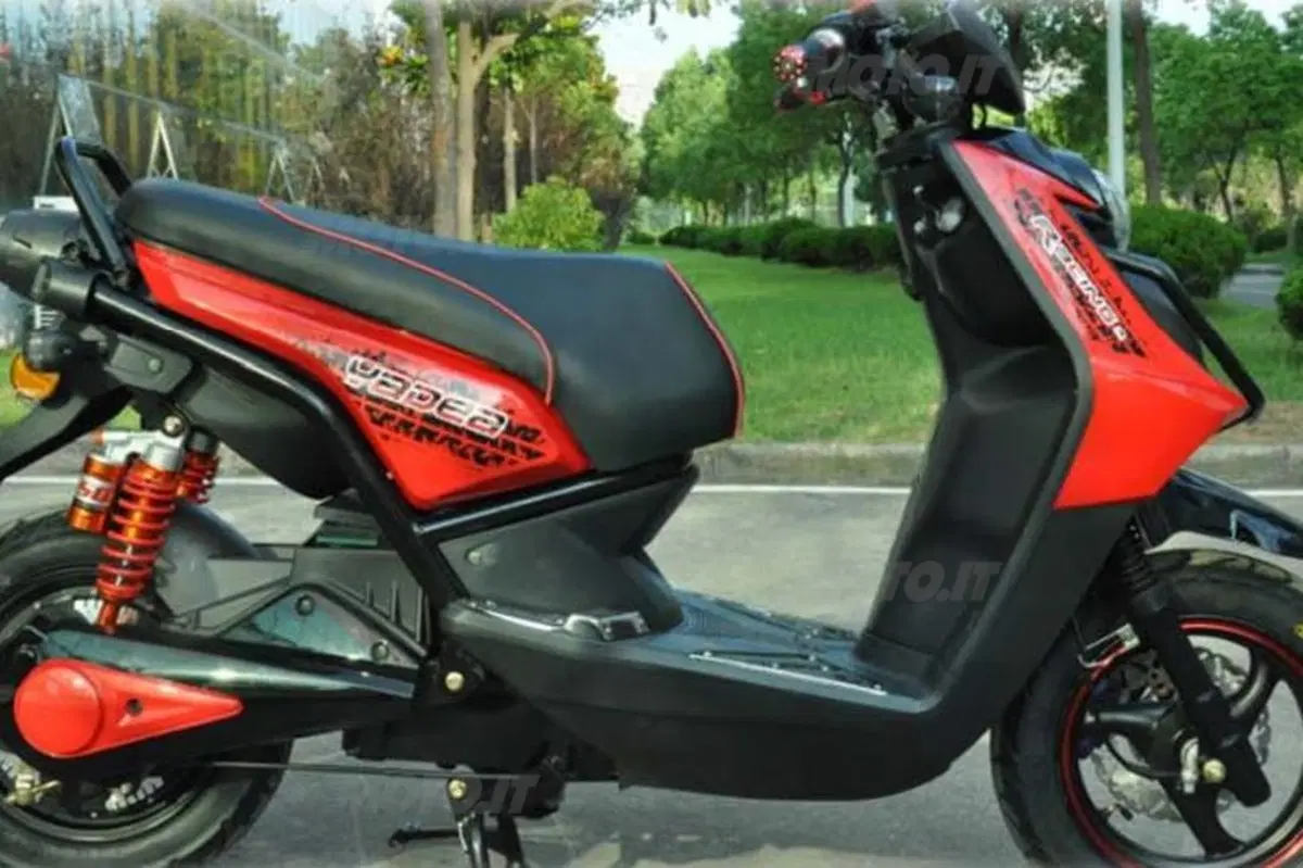 EICMA 2013: Le novità Yadea presentate a Milano (4)