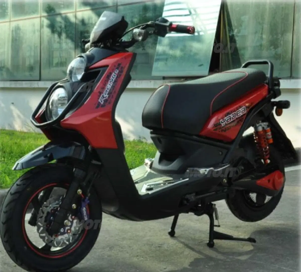 EICMA 2013: Le novità Yadea presentate a Milano (13)