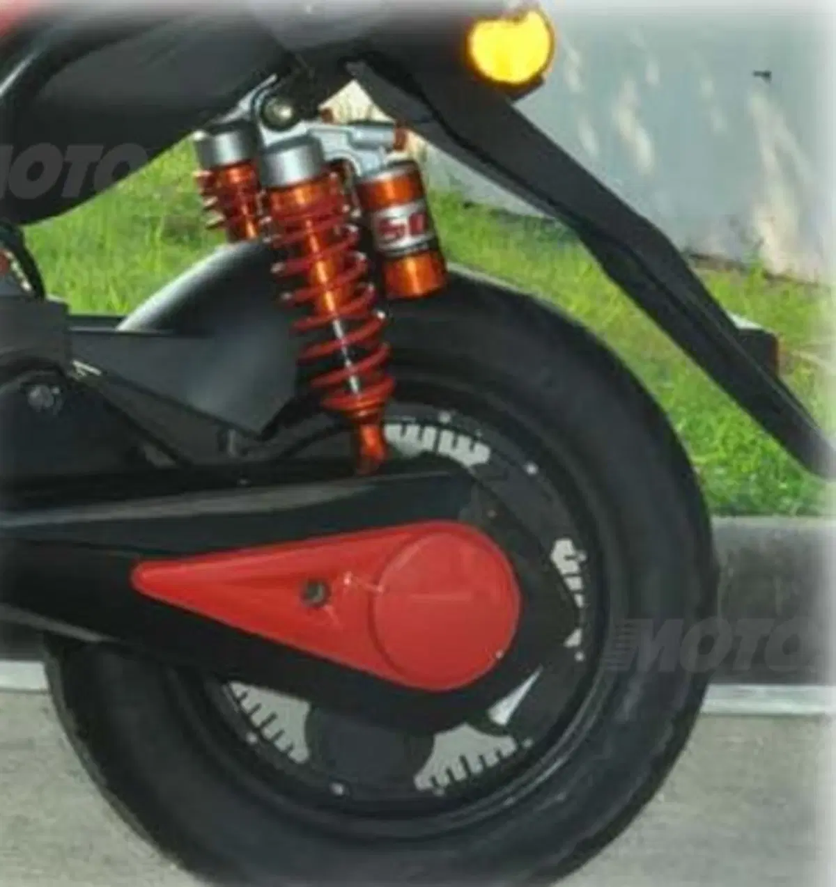 EICMA 2013: Le novità Yadea presentate a Milano (14)