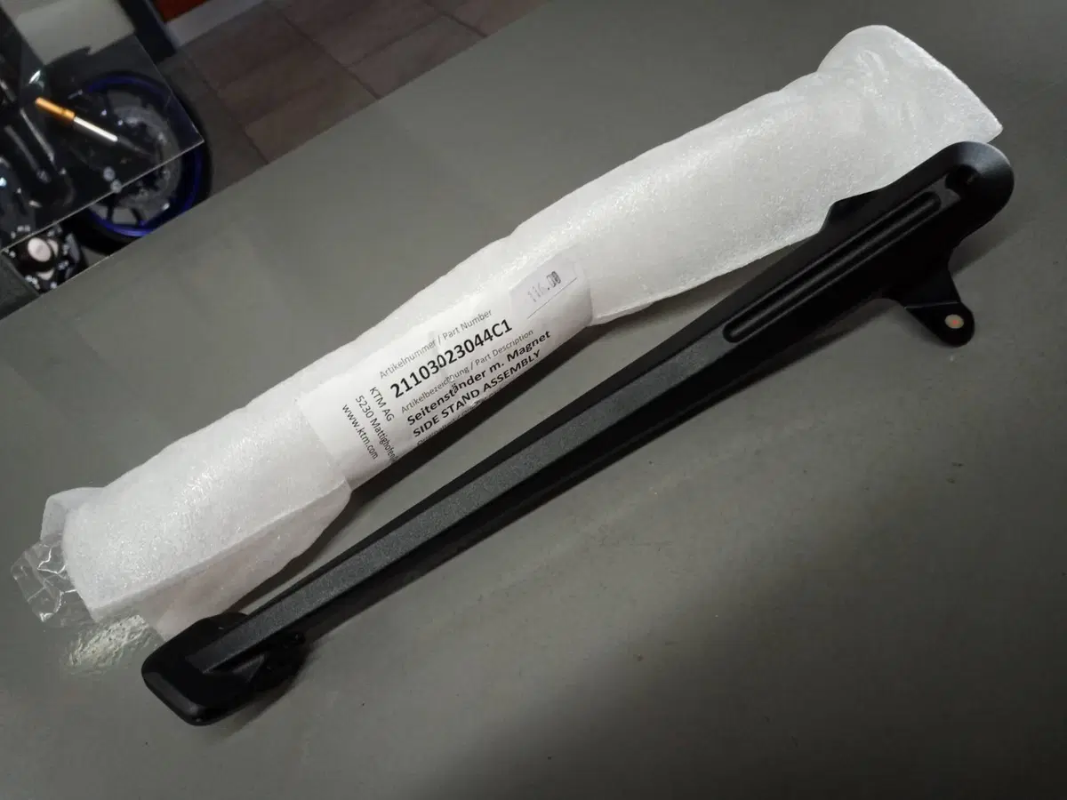 Cavalletto laterale Husqvarna 701
