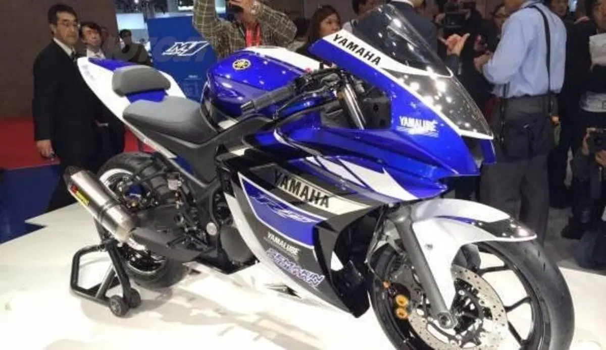 I concept Yamaha e la R25 debuttano al Salone di Tokyo (25)