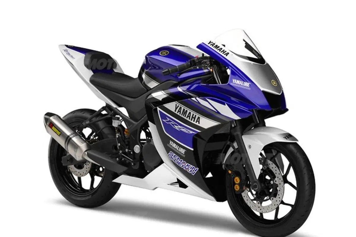 I concept Yamaha e la R25 debuttano al Salone di Tokyo (28)