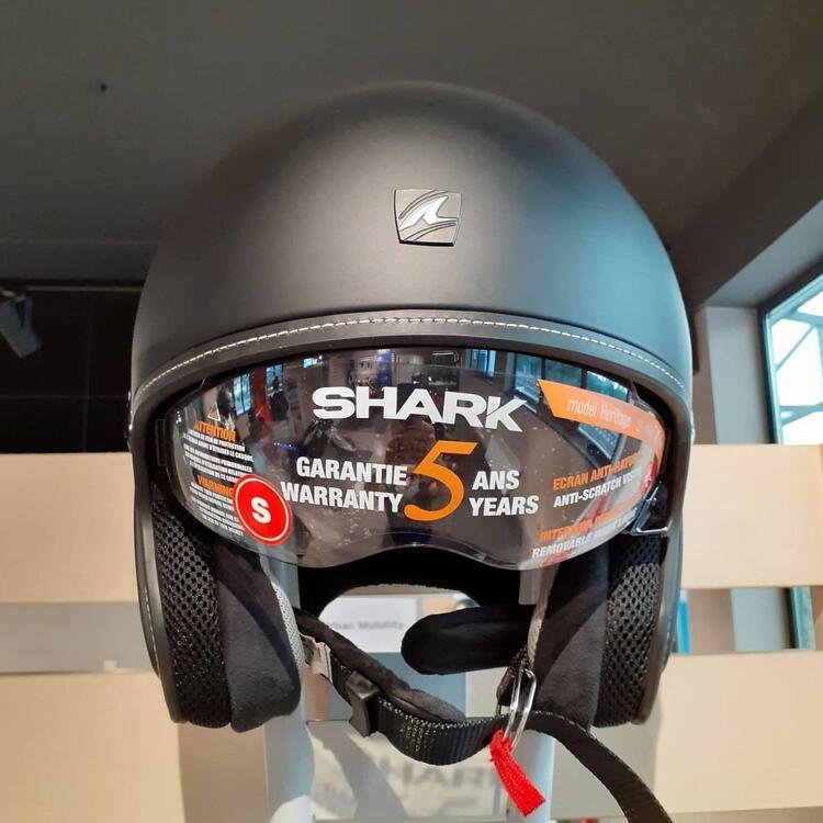 CASCO SHARK Shark Helmets (2)