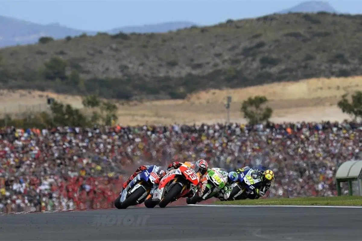 Le foto più spettacolari del GP di Valencia (24)