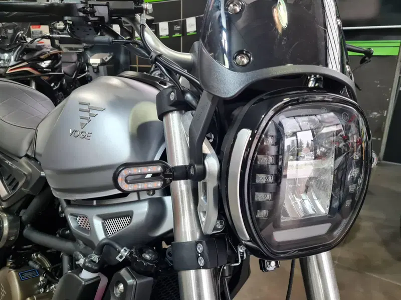 Voge Trofeo 300AC (2021 - 26) (2)