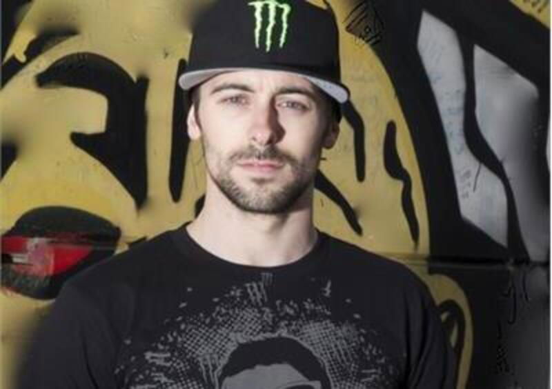 SBK. Laverty con Crescent Suzuki nel 2014