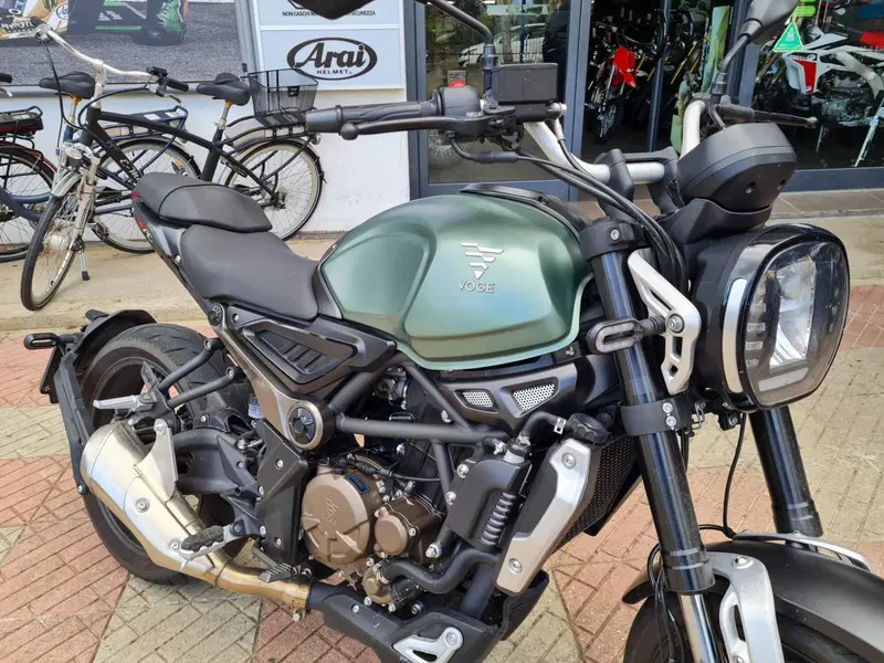 Voge Trofeo 300AC (2021 - 26) (2)