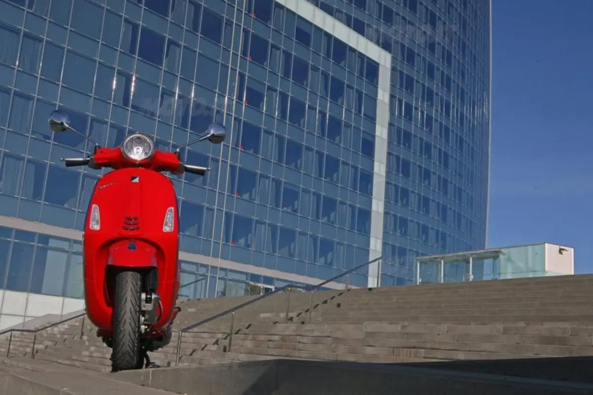 Vespa Primavera (22)