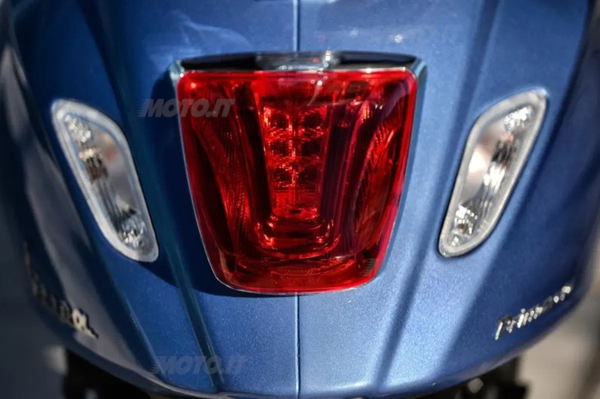 Vespa Primavera (23)