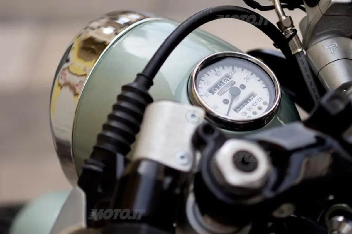 Moto Guzzi Eroica Officine Rossopuro (8)