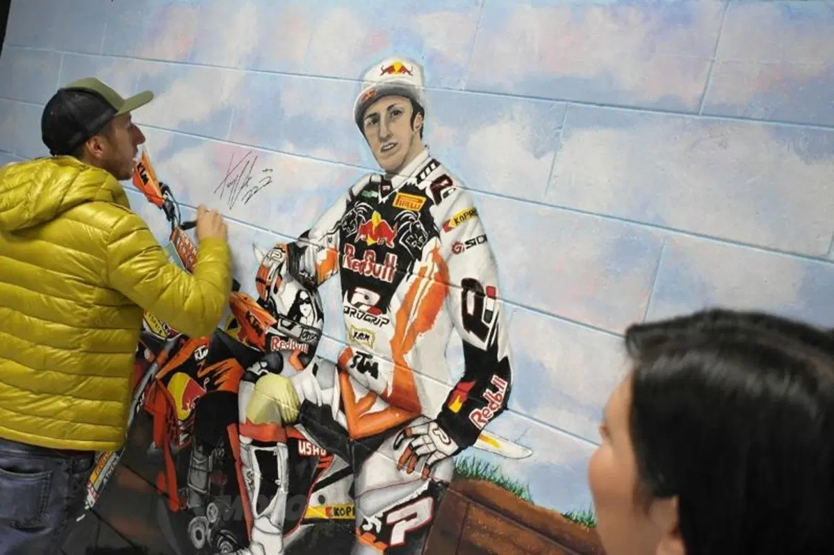 Tony Cairoli. Non solo piste e appuntamenti formali