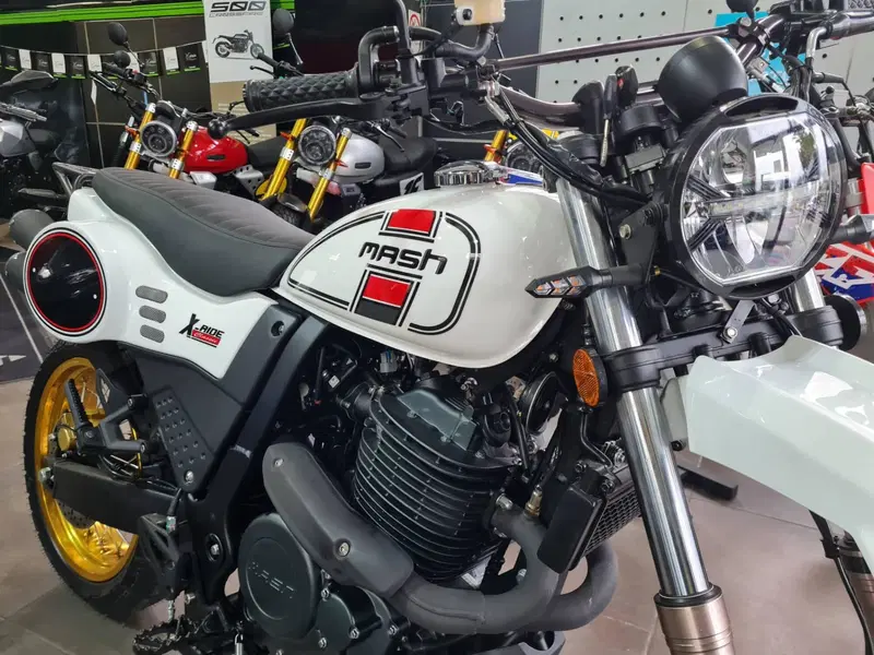 Mash Italia X-Ride 650 (2021 - 25) (2)
