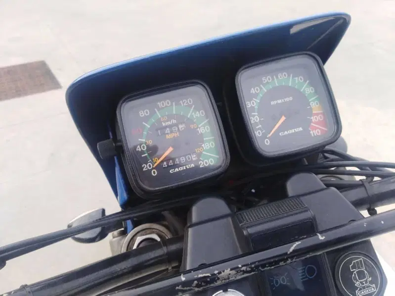 Cagiva ELEFANT 350 (4)