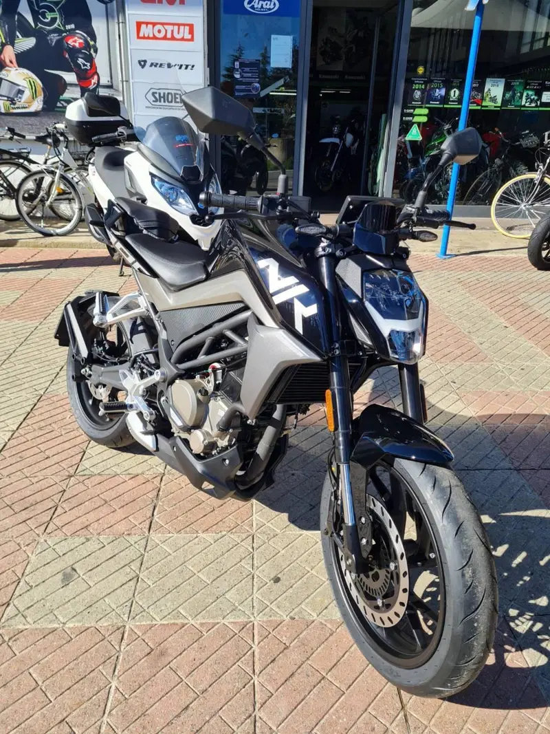 CFMOTO 300NK (2021 - 26) (3)