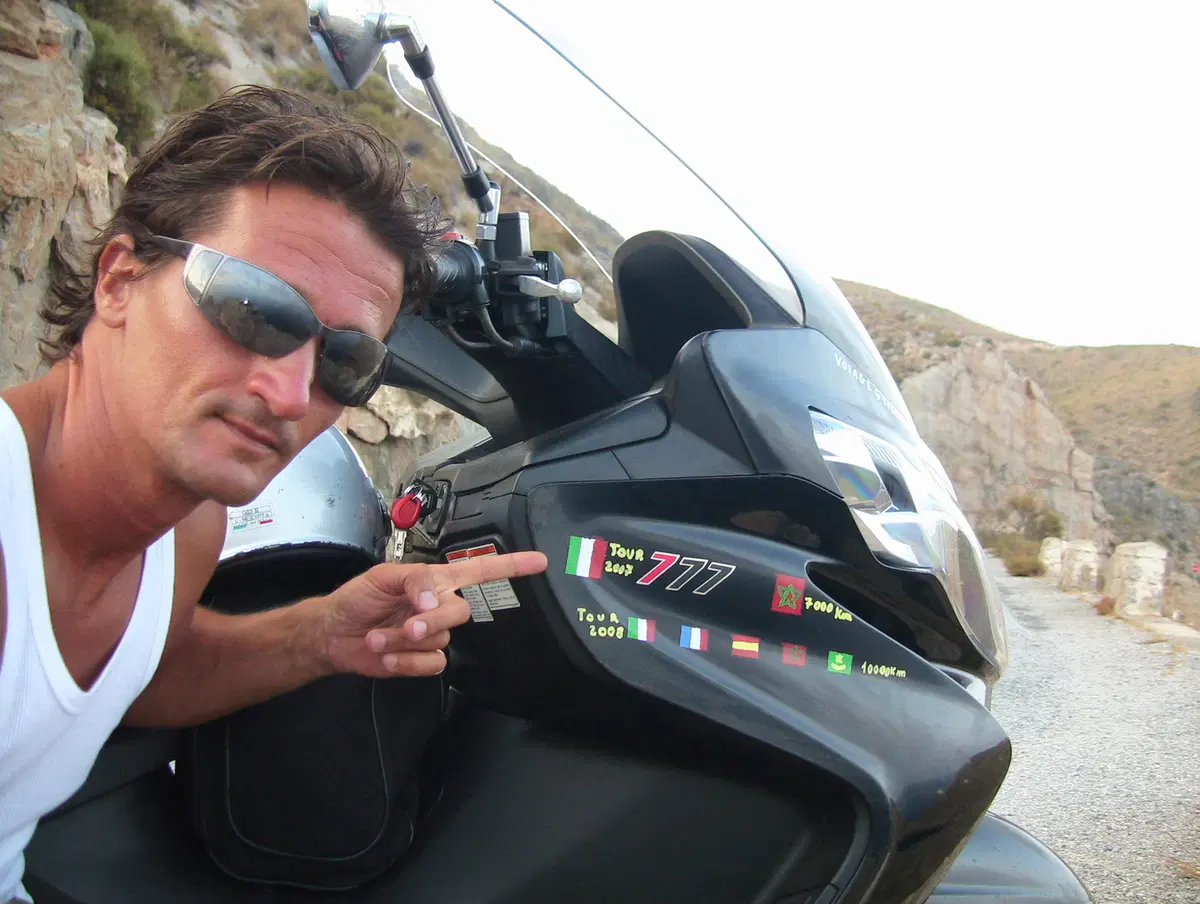Viaggi: Milano-Dakar e ritorno in sella al Suzuki Burgman 400 (10)