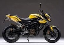 Nuovo modello (in India) per la Bajaj Pulsar 200. Andrebbe bene anche da noi?