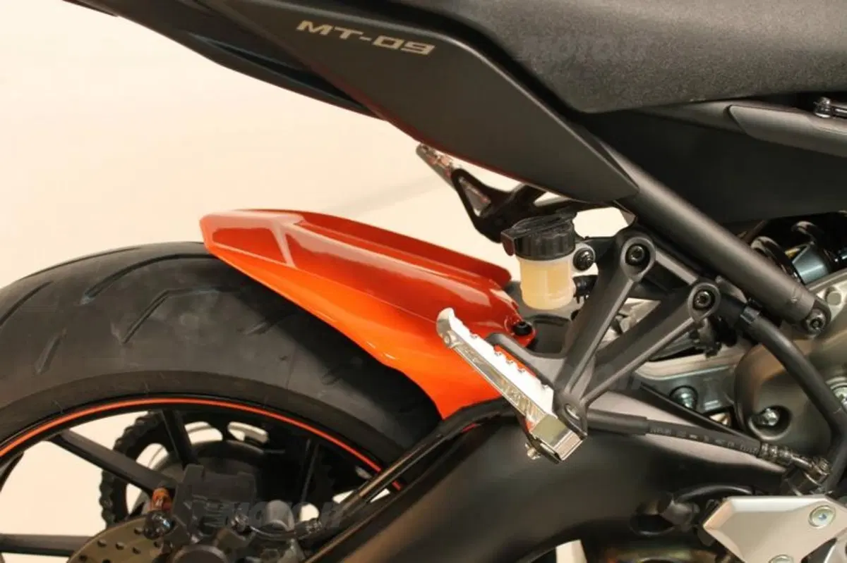 S2 Concept: kit estetico per la Yamaha MT-09 (3)