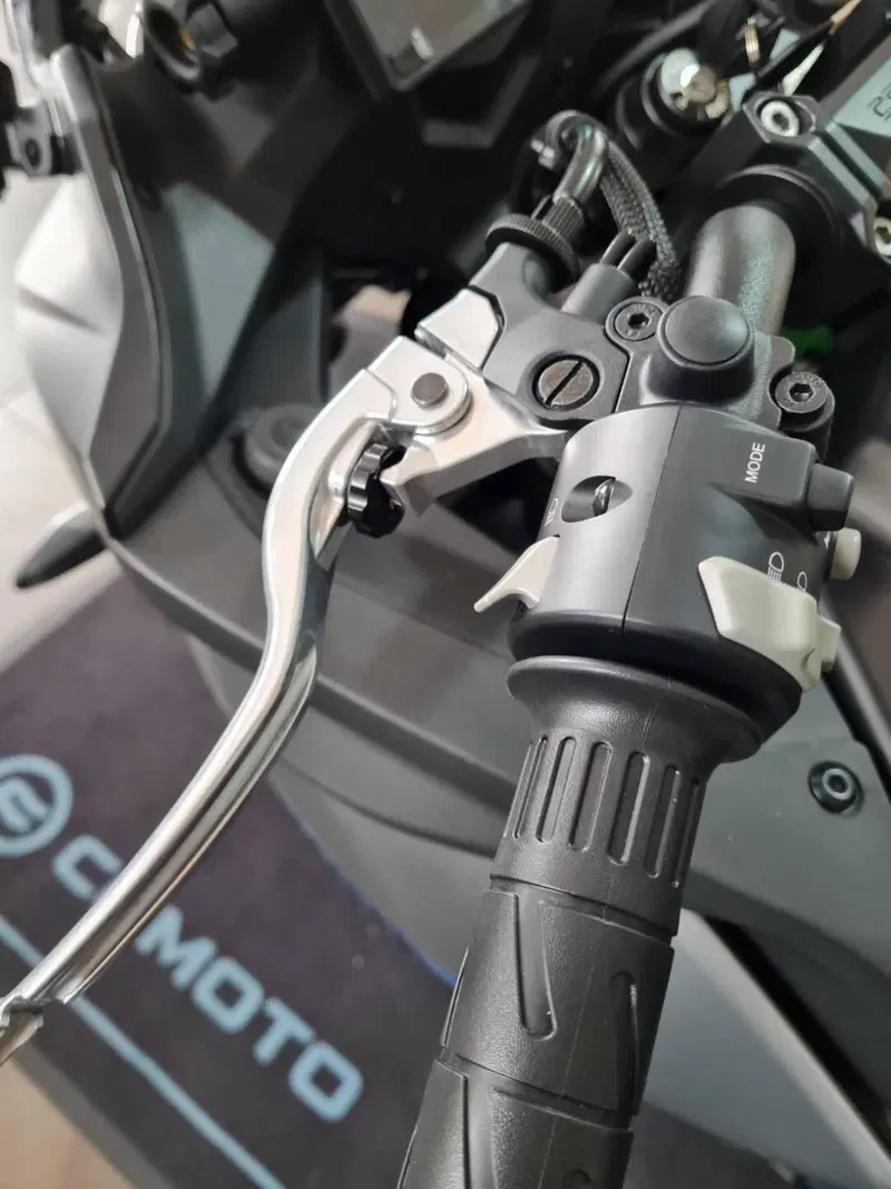 CFMOTO 650GT (2021 - 26) (2)
