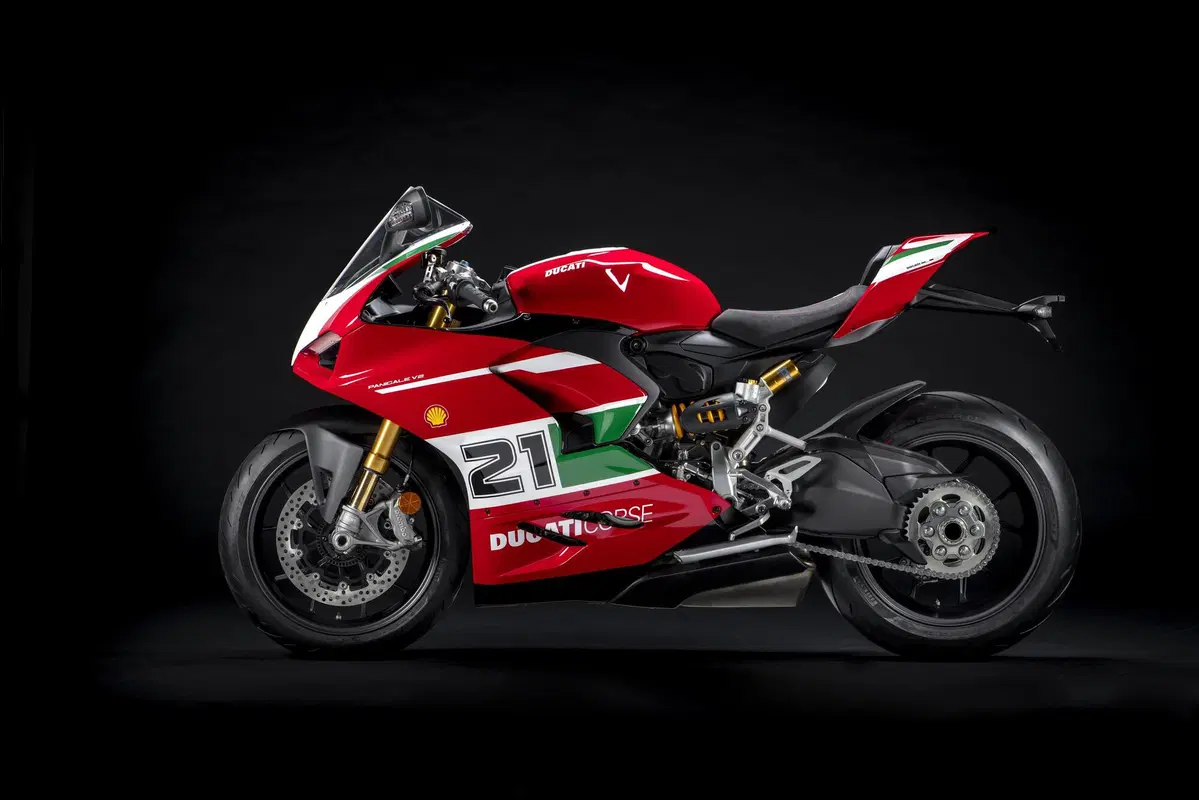 Ducati Panigale V2 Bayliss TEST. Replica d'autore