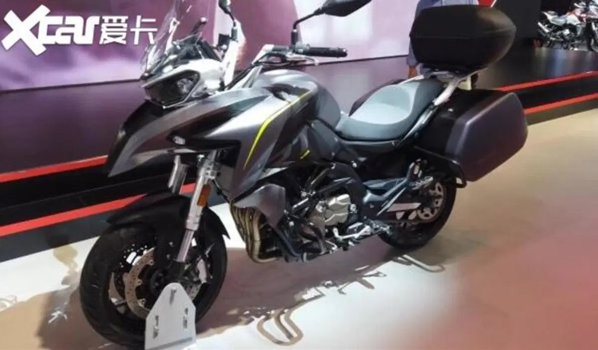 QJ Motor: Presentata in Cina la Crossover SRT 600 quattro cilindri