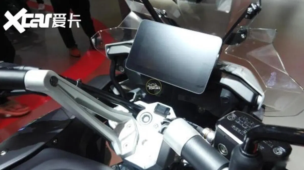 QJ Motor: Presentata in Cina la Crossover SRT 600 quattro cilindri (2)