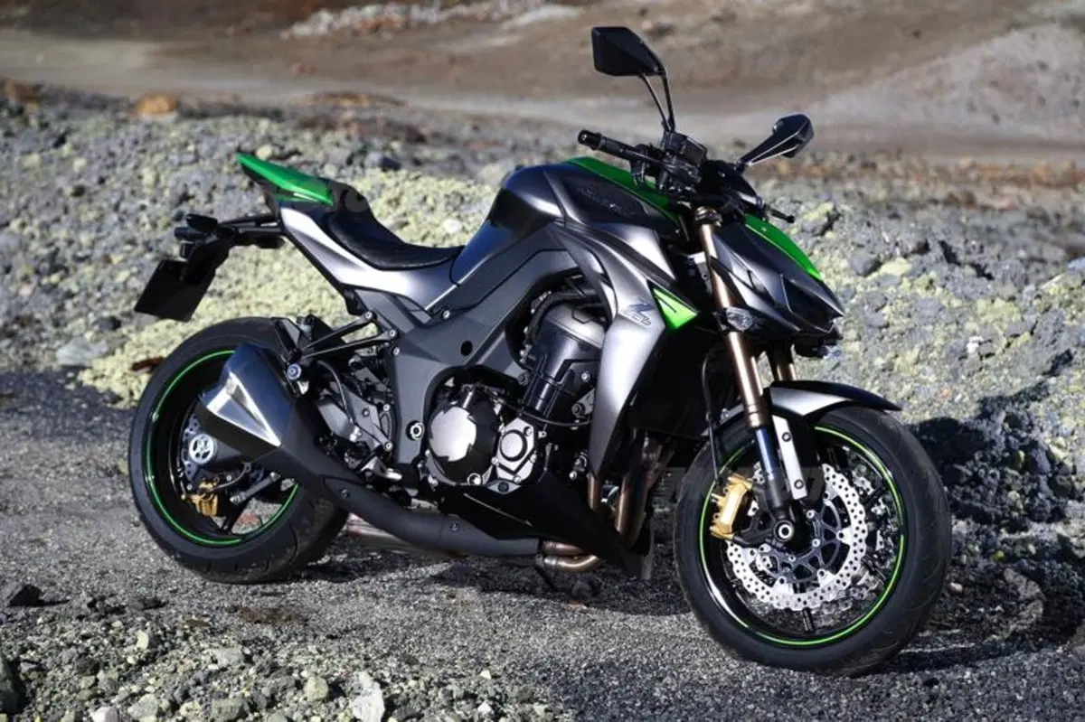 Kawasaki Z1000 2014  (23)