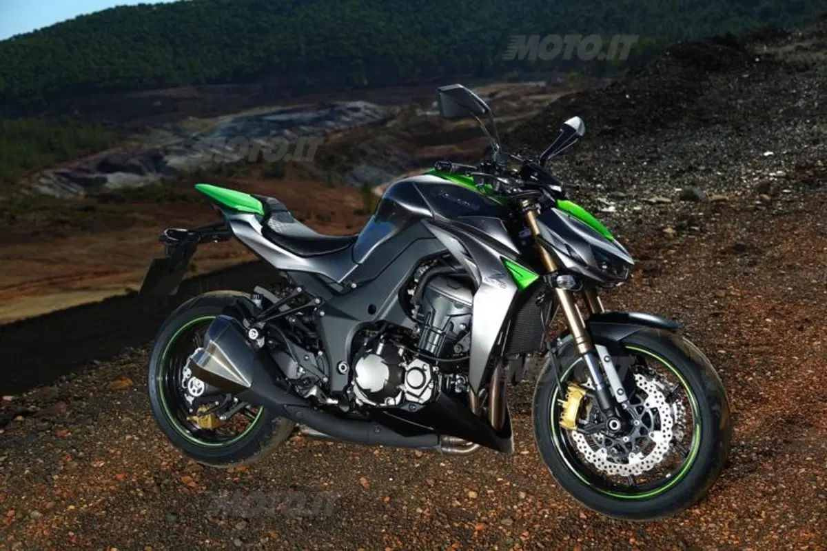 Kawasaki Z1000 2014  (26)