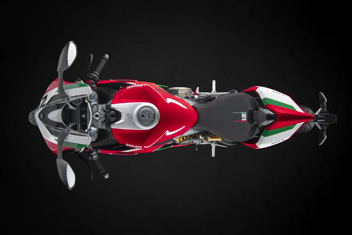 Ducati Panigale V2 Bayliss TEST. Replica d'autore (6)