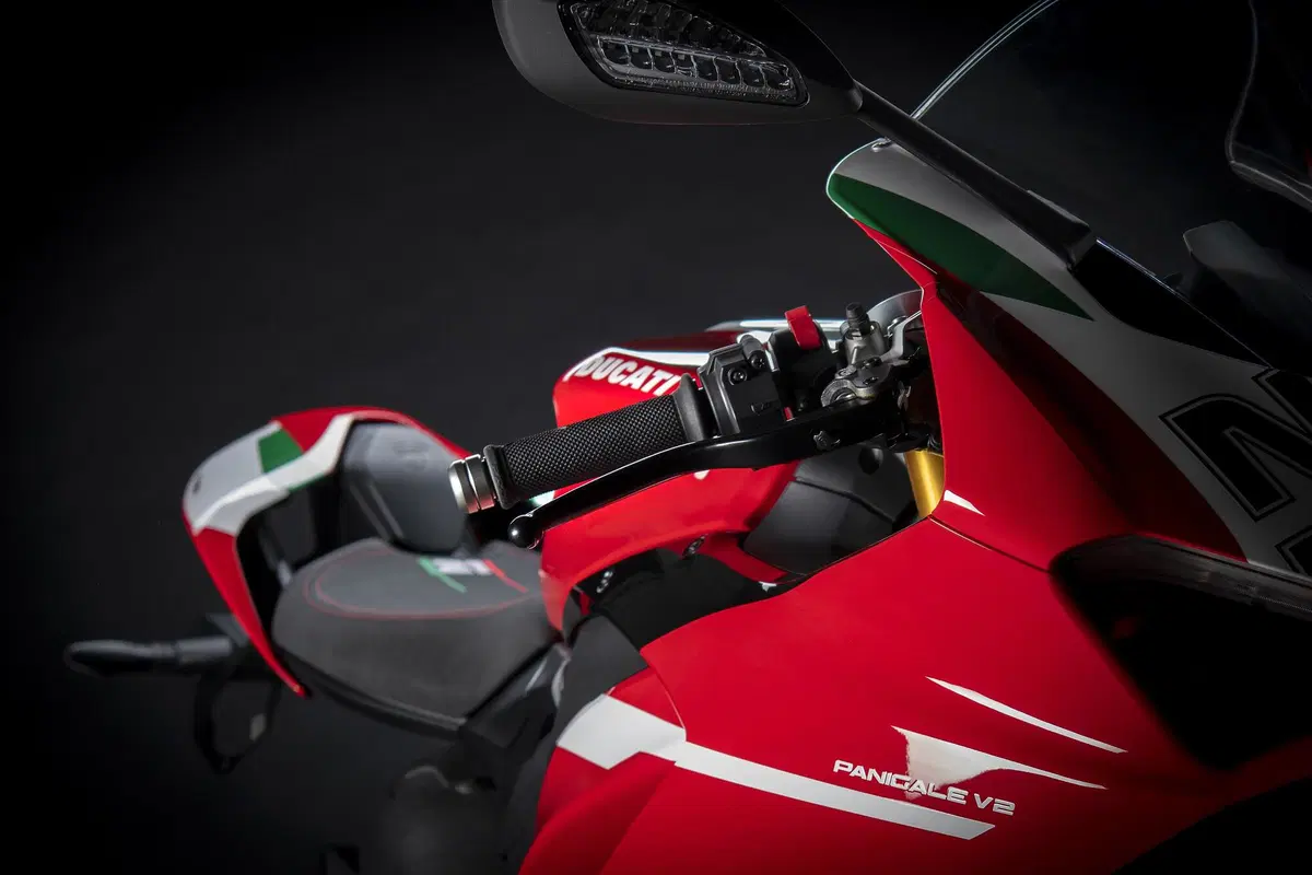Ducati Panigale V2 Bayliss TEST. Replica d'autore (17)