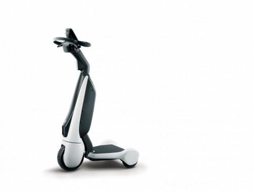 Toyota presenta il C+walk T, un nuovo veicolo di mobilità individuale (3)