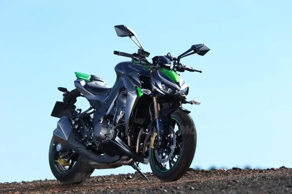 Kawasaki Z1000 2014  (34)