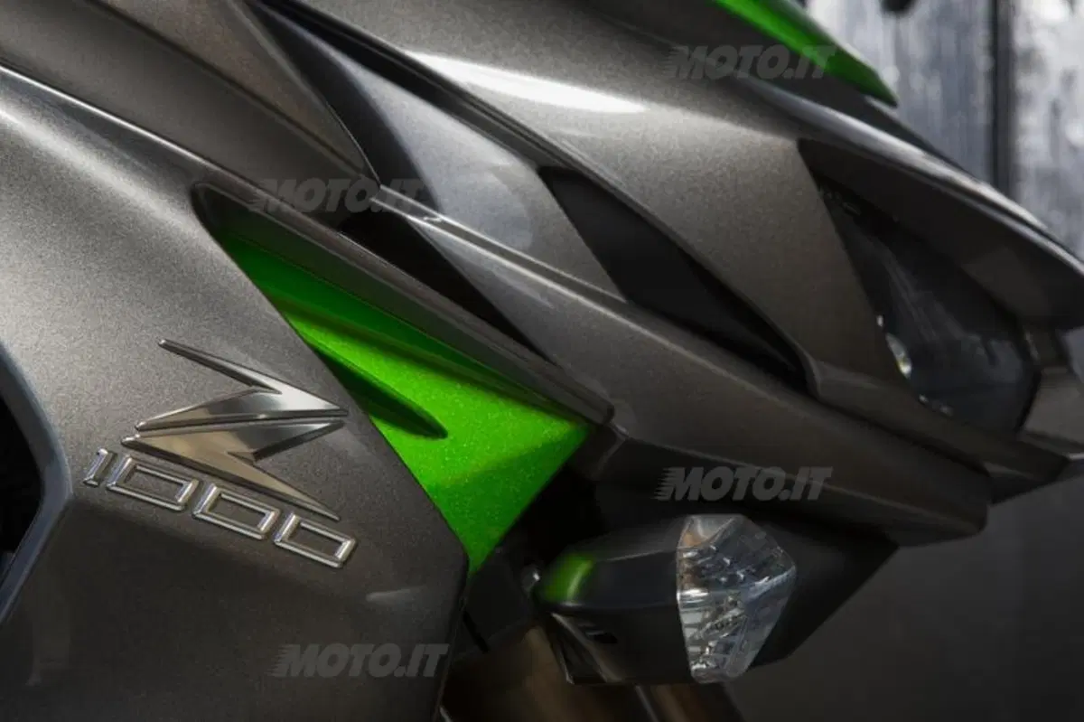 Kawasaki Z1000 2014  (48)