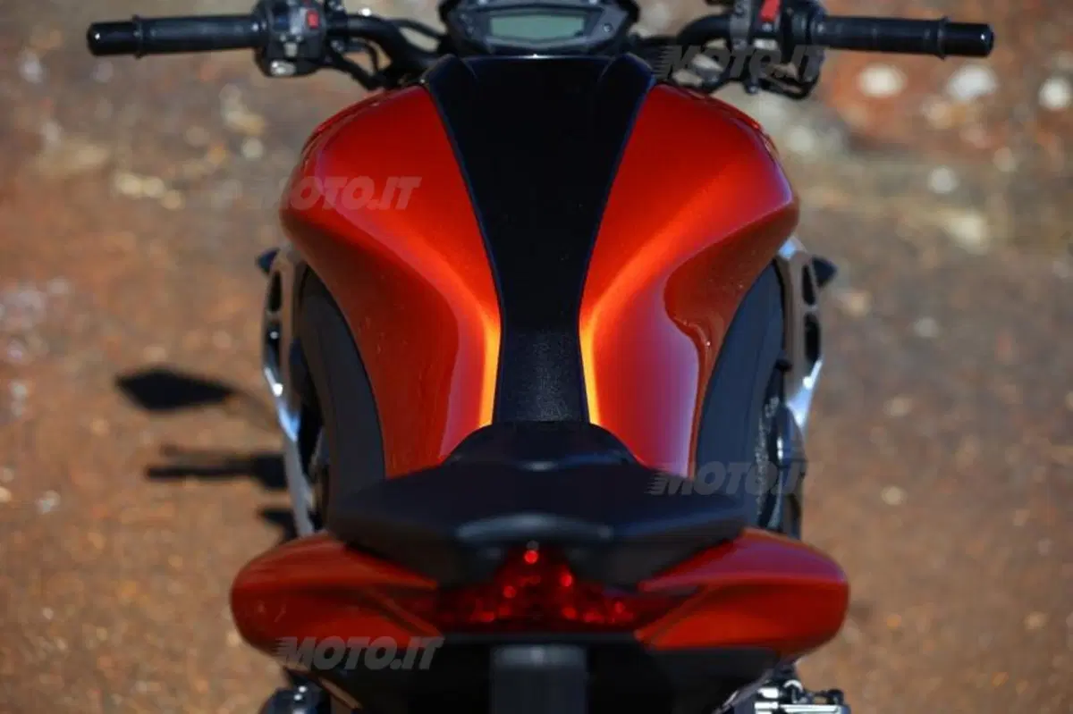 Kawasaki Z1000 2014  (69)