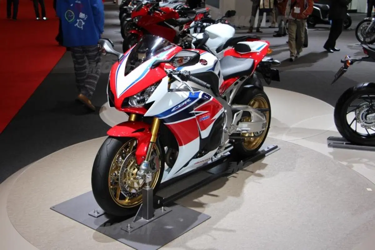 Le novità Honda a Tokyo: CB1100X, F6C e Super Bol d'Or (16)