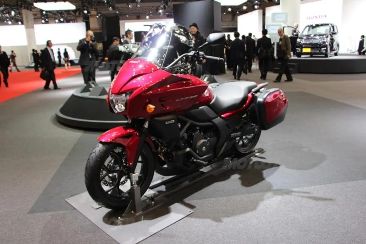 Le novità Honda a Tokyo: CB1100X, F6C e Super Bol d'Or (29)